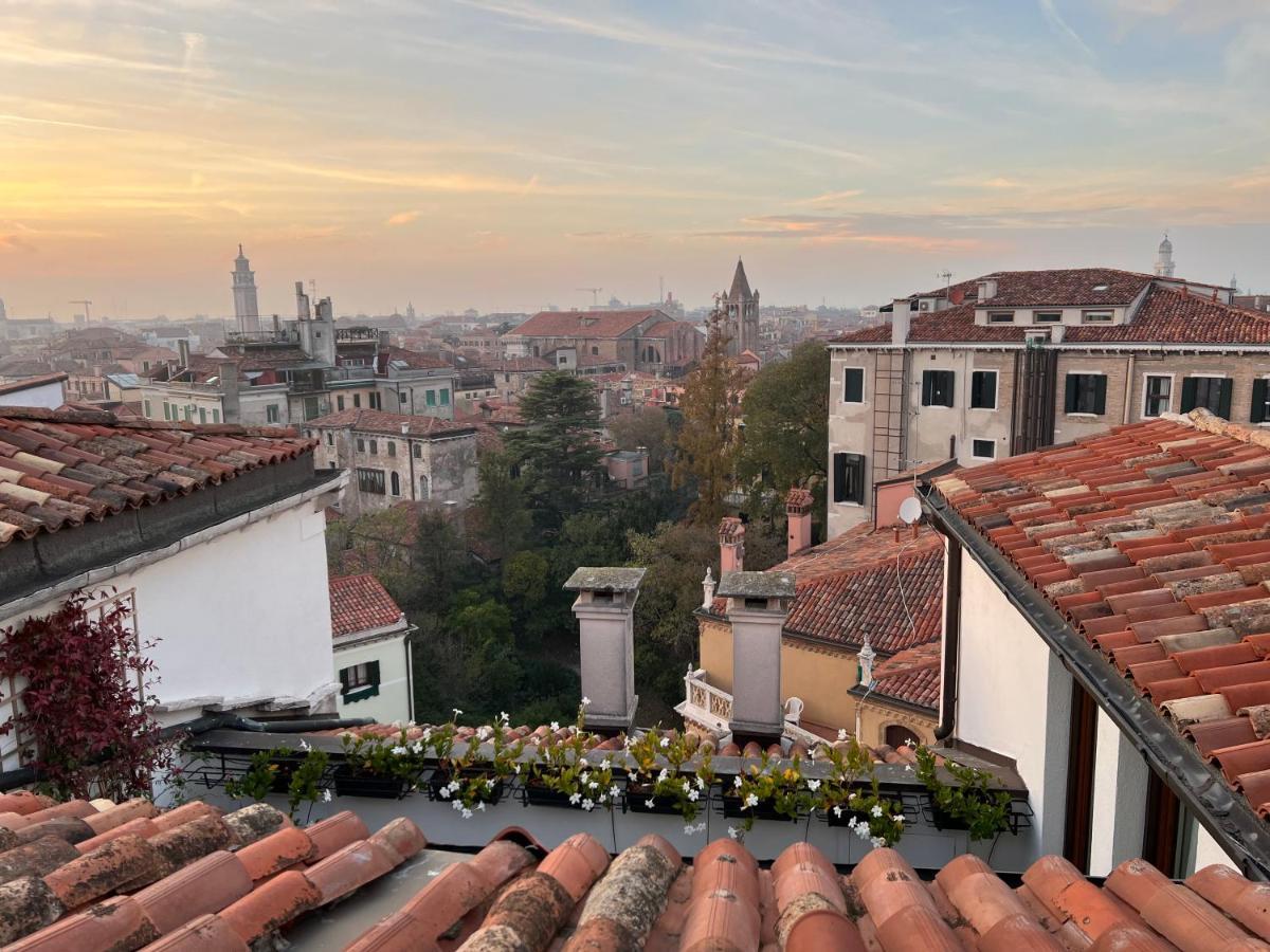 Attico Canal Grande A Palazzo Contarini Corfu Venice Luaran gambar